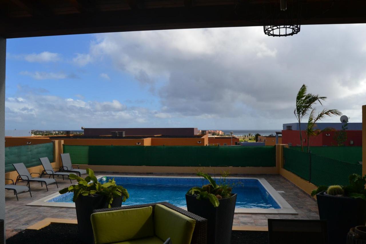 Golf Las Salinas Villa Carlotta With Private Heated Pool With Additional Cost Caleta De Fuste Eksteriør bilde